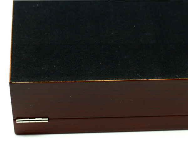 Humidor 30 szál szivar részére, spanyol cédrusfa szivartartó doboz, párásító és külső hygrometer - bordó, Angelo - Image 7