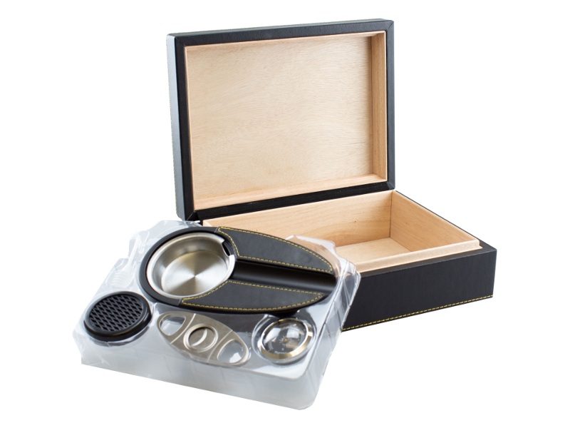 Humidor 30 szivar részére, spanyol cédrusfa szivar tároló doboz, fekete műbőr borítású, hygrométerrel, párásítóval, Achenty! + AJÁNDÉK szett! - Image 3